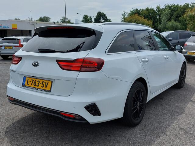 KIA CEE D Ceed Sportswagon 1.0 T-GDi 120pk DynamicPlusLine | Navi | Apple Carplay + Android Auto | Clima | Cruise | Keyless Entry | Pdc+Camera | Stoelverwarming | Privacy Glass | 16''lm