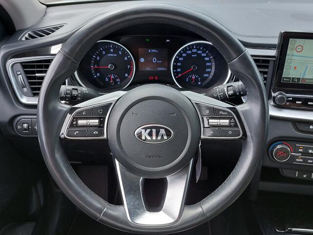 KIA CEE D Ceed Sportswagon 1.0 T-GDi 120pk DynamicPlusLine | Navi | Apple Carplay + Android Auto | Clima | Cruise | Keyless Entry | Pdc+Camera | Stoelverwarming | Privacy Glass | 16''lm