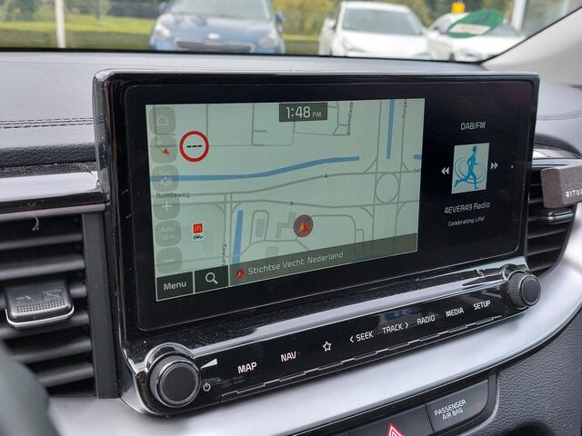 KIA CEE D Ceed Sportswagon 1.0 T-GDi 120pk DynamicPlusLine | Navi | Apple Carplay + Android Auto | Clima | Cruise | Keyless Entry | Pdc+Camera | Stoelverwarming | Privacy Glass | 16''lm