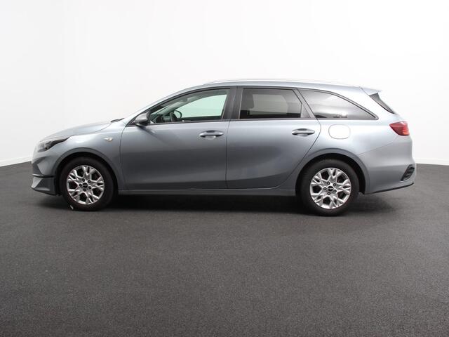 KIA CEE D Ceed Sportswagon 1.5 T-GDi 160pk Prestige Navigatie Apple Carplay/Android Auto Camera Stoel- en stuurverwarming Cruise Control Climate Control Start/Stop systeem Getinte ramen