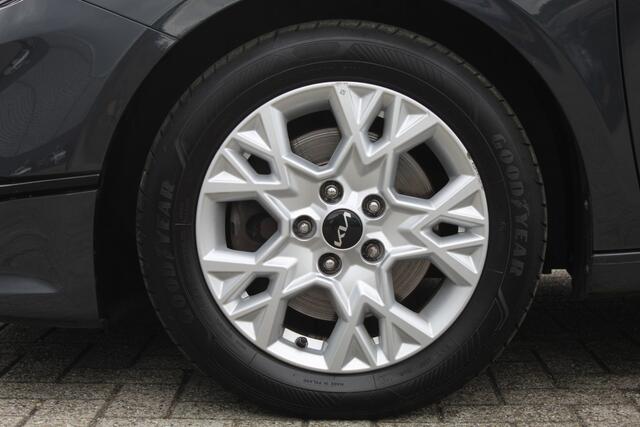 KIA CEE D Ceed Sportswagon 1.0 T-GDi DynamicPlusLine Cruise control/Climate control/Lane assist/Apple carplay/Stoelverwarming/Stuurverwarming/Achteruitrijcamera/DAB/LED koplampen/16'' Lichtmetalen velgen.