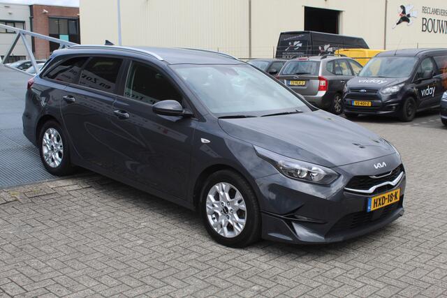 KIA CEE D Ceed Sportswagon 1.0 T-GDi DynamicPlusLine Cruise control/Climate control/Lane assist/Apple carplay/Stoelverwarming/Stuurverwarming/Achteruitrijcamera/DAB/LED koplampen/16'' Lichtmetalen velgen.