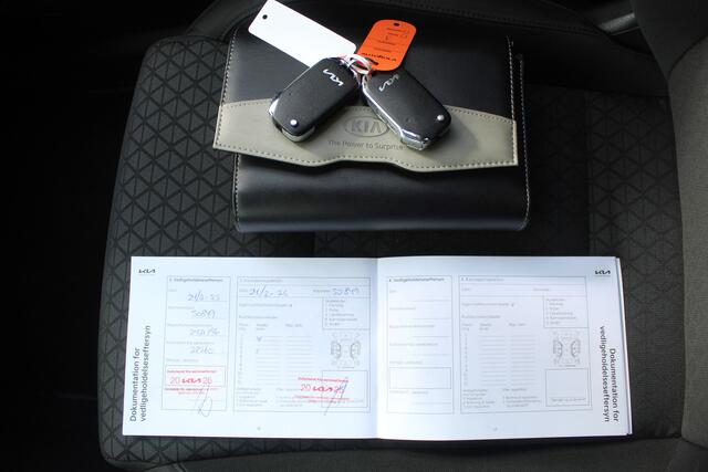 KIA CEE D Ceed Sportswagon 1.0 T-GDi DynamicPlusLine Cruise control/Climate control/Lane assist/Apple carplay/Stoelverwarming/Stuurverwarming/Achteruitrijcamera/DAB/LED koplampen/16'' Lichtmetalen velgen.