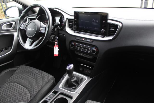 KIA CEE D Ceed Sportswagon 1.0 T-GDi DynamicPlusLine Cruise control/Climate control/Lane assist/Apple carplay/Stoelverwarming/Stuurverwarming/Achteruitrijcamera/DAB/LED koplampen/16'' Lichtmetalen velgen.