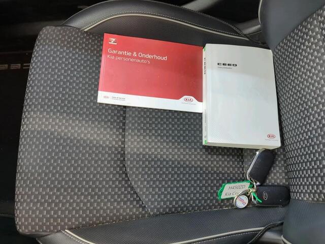 KIA CEE D Ceed Sportswagon 1.4 T-GDi DynamicPlusLine Camera | Stuur/Stoel Verwarming | Carplay | Climate | Navi | Cruise | Full LED | Start/Stop | PDC | NL-Auto | Dealer Onderh.