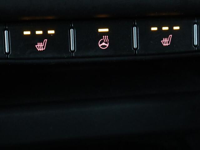 KIA CEE D Ceed 1.5 T-GDi GT-Line | Leder/Alcantara | Stoel & stuurverwarming | JBL Sound | Adaptive cruise | Camera | Carplay | Keyless | Navigatie | Full LED