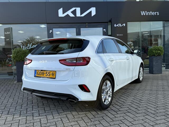 KIA CEE D Ceed 1.0 T-GDi DynamicLine | Climate Control | Cruise Control | Navigatie | Camera | 6-bak | Tot 10Jr. Kia-Garantie