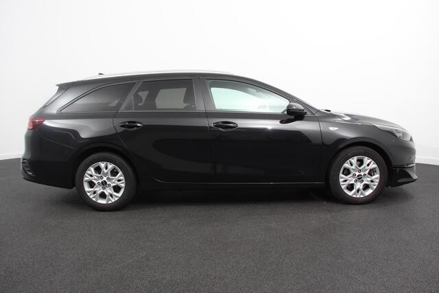 KIA CEE D Ceed Sportswagon 1.0 T-GDi Ceed SW Prestige | Navigatie | Apple Carplay/Android Auto | Climate control | Camera | Lichtmetalen Velgen | Stoelverwarming | Extra Getint Glas