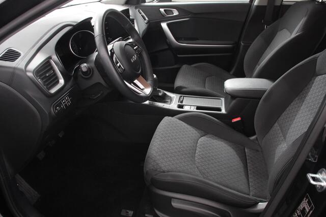 KIA CEE D Ceed Sportswagon 1.0 T-GDi Ceed SW Prestige | Navigatie | Apple Carplay/Android Auto | Climate control | Camera | Lichtmetalen Velgen | Stoelverwarming | Extra Getint Glas