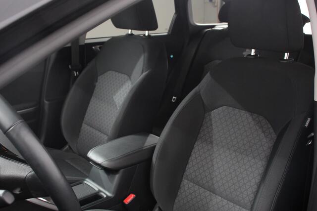 KIA CEE D Ceed Sportswagon 1.0 T-GDi Ceed SW Prestige | Navigatie | Apple Carplay/Android Auto | Climate control | Camera | Lichtmetalen Velgen | Stoelverwarming | Extra Getint Glas
