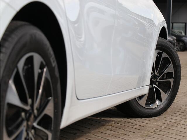 KIA CEE D 1.6 GDI PHEV DynamicLine I Navi I Keyless I Camera