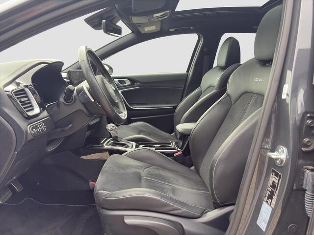 KIA CEE D Ceed Sportswagon 1.5 T-GDi GT-Line Automaat | Stoelverwarming | Sportstuur | Schuif/Kanteldak | LED | Elektr. Achterklep |