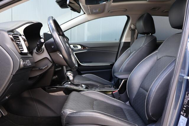 KIA CEE D Ceed Sportswagon 1.4 T-GDi ExecutiveLine Automaat 140pk | Full Options! | Leer | Panoramadak | Stoelverwarming / ventilatie | Keyless | Camera | JBL Audio | Trekhaak
