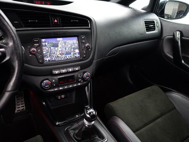 KIA CEE D cee'd 1.6 T-GDi GT- Recaro Seats, Panoramadak, Camera, Xenon Led, Sport Uitlaat, Stoelverwarming