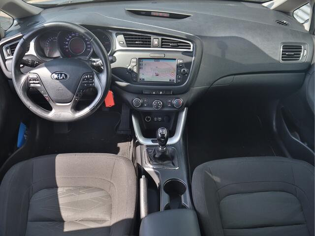 KIA CEE D cee'd 1.0 T-GDi First Edition | Navigatie | Camera | Cruise Control | Trekhaak |