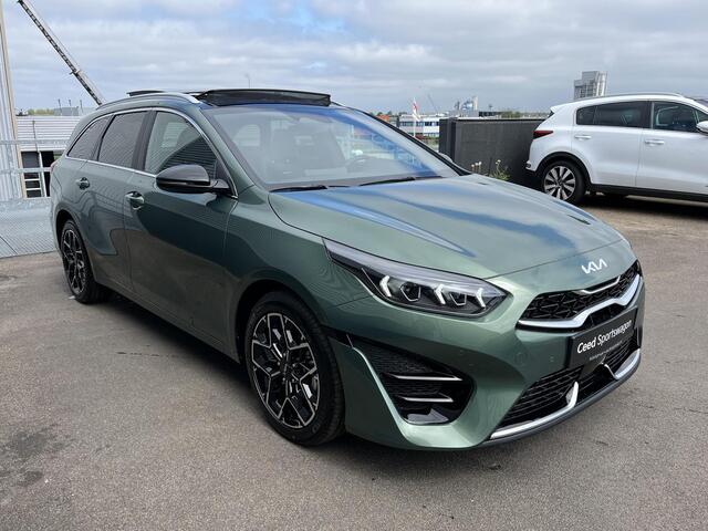 KIA CEE D Ceed Sportswagon 1.5 T-GDi GT-PlusLine ACTIE EXCLUSIEF BIJ KOOIJMAN TIEL: 0344-611400, NIEUW UIT VOORRAADLEVERBAAR! DIRECT RIJDEN!