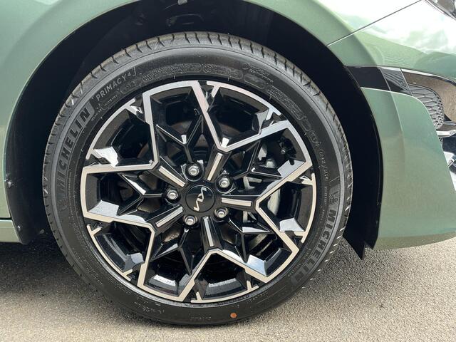 KIA CEE D Ceed Sportswagon 1.5 T-GDi GT-PlusLine ACTIE EXCLUSIEF BIJ KOOIJMAN TIEL: 0344-611400, NIEUW UIT VOORRAADLEVERBAAR! DIRECT RIJDEN!