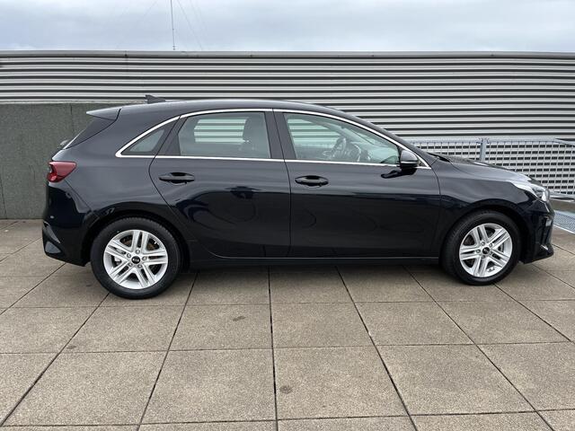 KIA CEE D Ceed 1.0 T-GDi DynamicLine 6-BAK LMV | NAVIGATIE | ACHTERUITRIJCAMERA