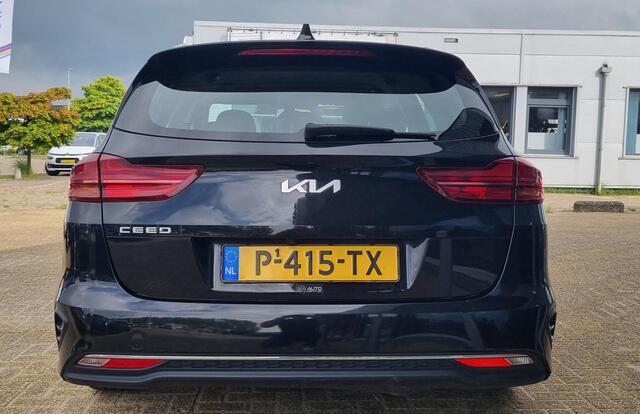 KIA CEE D Ceed Sportswagon 1.0 T-GDi ComfortLine 120PK | NL Auto | Climate Control | Achteruitrijcamera | Lichtmetalen Velgen | Apple Carplay & Android Auto |