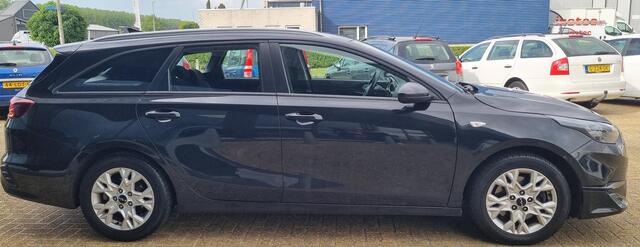 KIA CEE D Ceed Sportswagon 1.0 T-GDi ComfortLine 120PK | NL Auto | Climate Control | Achteruitrijcamera | Lichtmetalen Velgen | Apple Carplay & Android Auto |