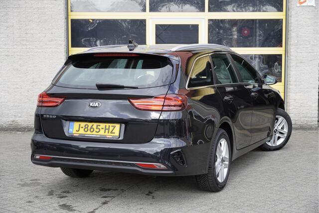 KIA CEE D Ceed Sportswagon 1.0 T-GDi DynamicLine BJ2020 Lmv 16" | Led | Pdc | Navi | Achteruitrijcamera | Climate control | Cruise control | Getint glas