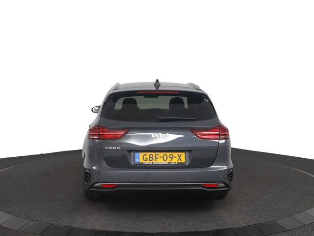 KIA CEE D Ceed Sportswagon 1.5 T-GDi DynamicPlusLine - Automaat - - LED koplampen - Dode hoek - Stoelverwarming - Apple Carplay/Android auto Fabrieksgarantie tot 06-2031