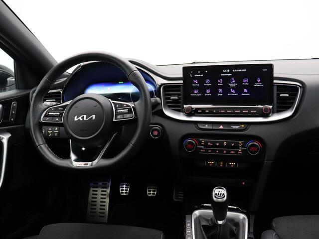 KIA CEE D Ceed Sportswagon 1.5 T-GDi GT-PlusLine | Panoramadak | Stoel en Stuurverwarming | JBL Audio |