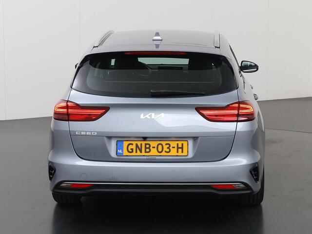 KIA CEE D Ceed SW 1.5 T-GDi DCT7MHEV DynamicPlusLine | Trekhaak | Dodehoek Detectie | Stoel/Stuurwielverwarming | Keyless | LED | Climate Control | Navigatie |