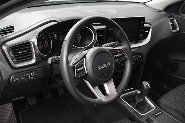 KIA CEE D Ceed Sportswagon 1.0 T-GDi Prestige | Navigatie | Apple Carplay/Android Auto | Climate Control | Cruise Control | Lane Assist | Stoel/Stuurverwarming | Privacy Glass | Camera