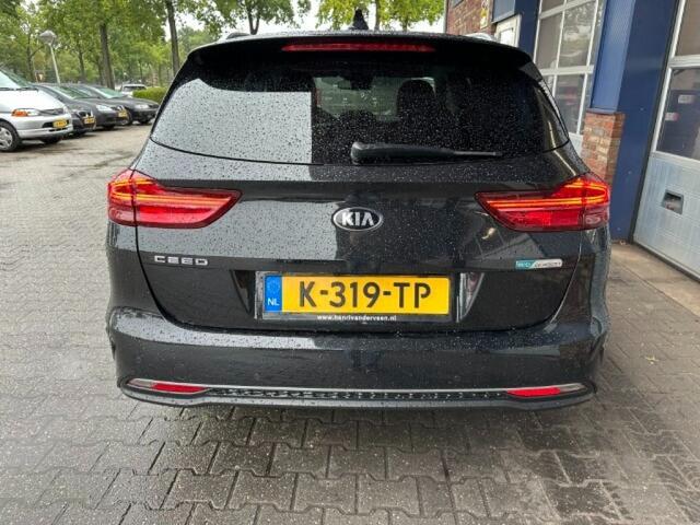 KIA CEE D 1.0 T-GDI DYN.PLUSL. CAMERA. STUUR EN STOEL VERWARMING.