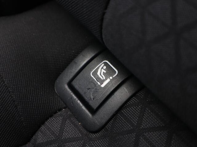 KIA CEE D Ceed 1.4 T-GDi DynamicLine / Trekhaak / Camera