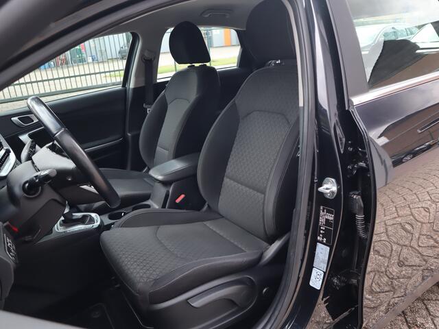 KIA CEE D Ceed 1.4 T-GDi DynamicLine / Trekhaak / Camera