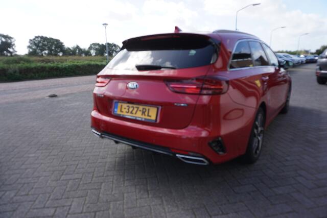KIA CEE D Ceed Sportswagon 1.5 T-GDi 160PK GT-LINE BUSINESS EDITION ORIGINEEL NL DEALER ONDERHOUDEN CAMERA XENON/LED ALCANTARA/LEDER STOEL+STUURVERWARMING ANDROID/APPLECARPLAY NAVI CLIMA CRUISE BLUETOOTH PDC V+A KEYLESS ENZ...