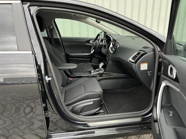 KIA CEE D Ceed Sportswagon 1.6 GDI PHEV DynamicPlusLine / Automaat / Parkeersensoren / Achteruitrijcamera / Stoel & Stuurverwarming / Climate Control / Navigatie / Apple CarPlay/Android Auto / DAB / Cruise Control /