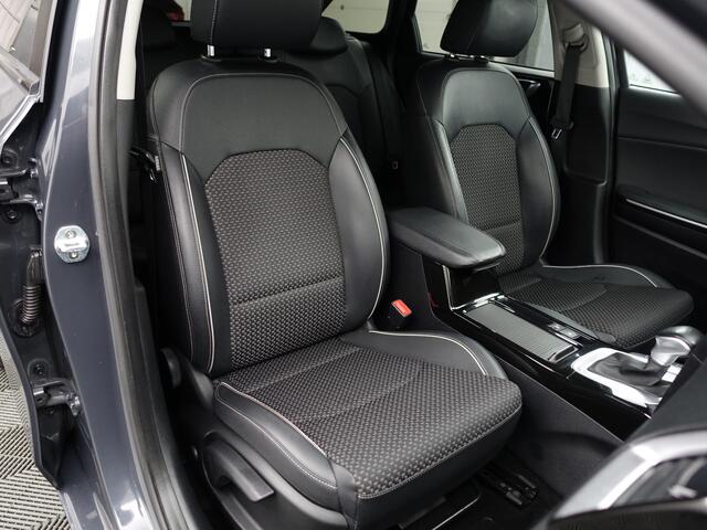 KIA CEE D Ceed Sportswagon 1.4 T-GDi DynamicPlusLine Aut- Stuur/Stoelverwarming, CarPlay, Camera, Ada Cruise, Led, Park Assist, Dynamic select