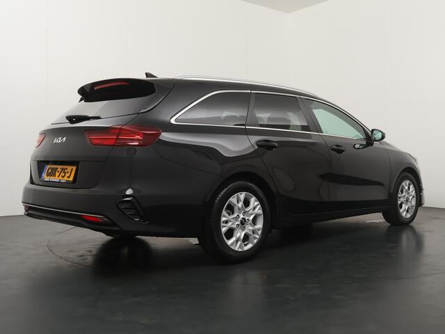 KIA CEE D Ceed Sportswagon 1.5 T-GDi DynamicPlusLine - Navigatie - Stoel-/stuurverwarming - Cruise Control - Keyless - Apple CarPlay/Android Auto Fabrieksgarantie tot 06-2031