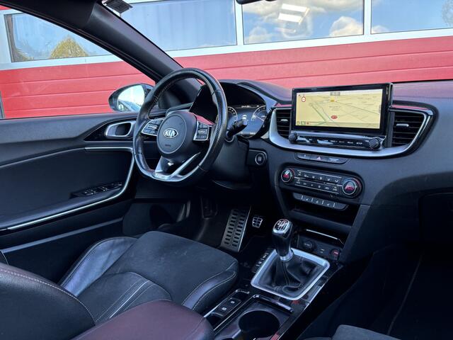 KIA CEE D Ceed Sportswagon 1.0 T-GDi GT-Line TREKHAAK / PANORAMADAK / FULL LED / KEYLESS / GR NAVI / CAMERA / CARPLAY / STOELVERW / STUURVERW / NL-AUTO