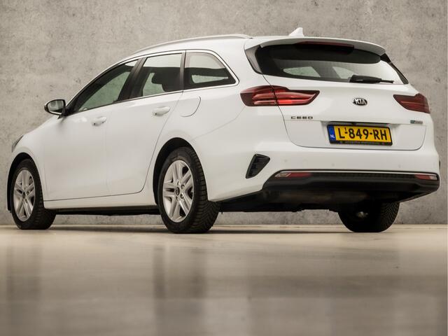 KIA CEE D Ceed Sportswagon 1.0 T-GDi DynamicLine Automaat (APPLE CARPLAY, GROOT NAVI, CLIMATE, CAMERA, SPORTSTOELEN, PARKEERSENSOREN, CRUISE, DAB+, NIEUWSTAAT)