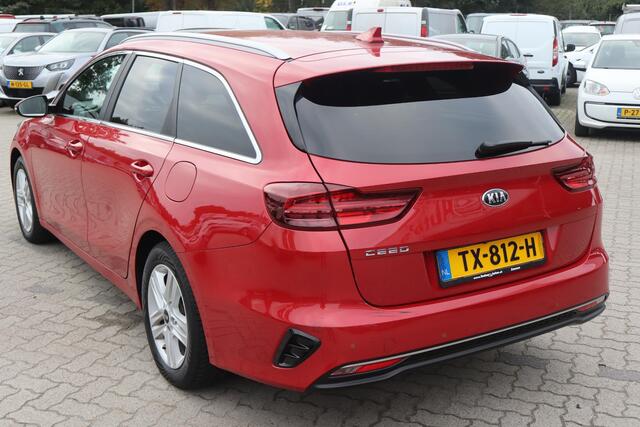 KIA CEE D Ceed Sportswagon 1.0 T-GDi DynamicPlusLine Navigatie, Camera, Stoel- en stuurverwarming, Cruise control, Lichtmetalen wielen