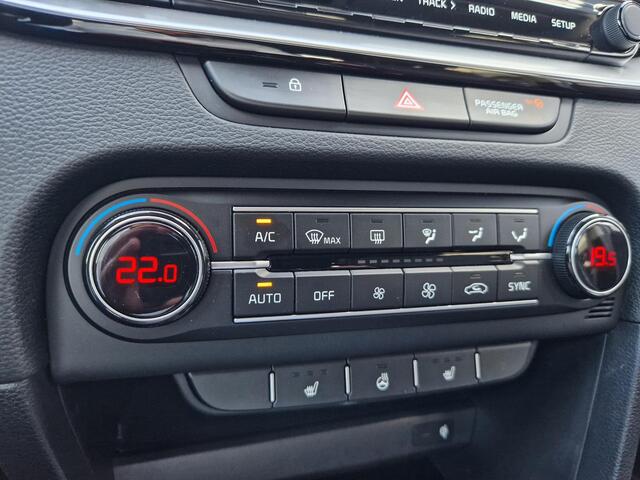 KIA CEE D Ceed Sportswagon 1.0 T-GDi DynamicPlusLine | Stoelverwarming | Dodehoek | LED | Key-Less | Navi |