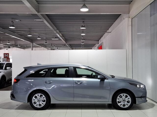 KIA CEE D Ceed Sportswagon 1.5 T-GDi DynamicLine Trekhaak, Apple Carplay/Android Auto, Navigatie, Camera.