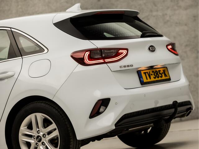 KIA CEE D Ceed 1.0 T-GDi DynamicLine (APPLE CARPLAY, GROOT NAVI, CLIMATE, CAMERA, SPORTSTOELEN, LANE ASSIST, CRUISE, TREKHAAK, NIEUWSTAAT)