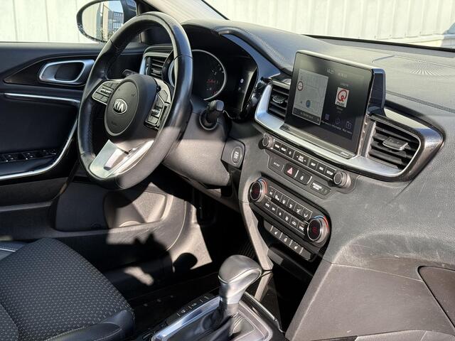 KIA CEE D Ceed Sportswagon 1.4 T-GDi DynamicPlusLine / Automaat / 1.410 KG Trekgewicht / Dealer Onderhouden / Adaptieve Cruise Control / Vierseizoenenbanden / Navigatie / Achteruitrijcamera / Apple CarPlay/Android auto / Stoel- & Stuurverwarming / Climate Control /