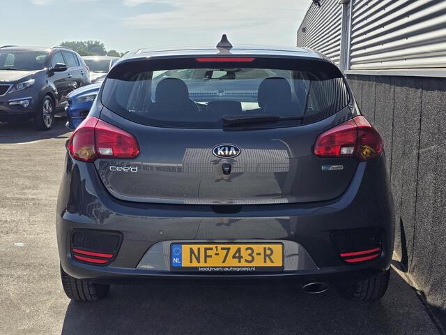 KIA CEE D cee'd 1.6 GDI ComfortPlusLine Navigator Incl: Navigatie, Cruisecontrol, Airconditioning, LM velgen, Parkeerhulpcamera, Metallic lak