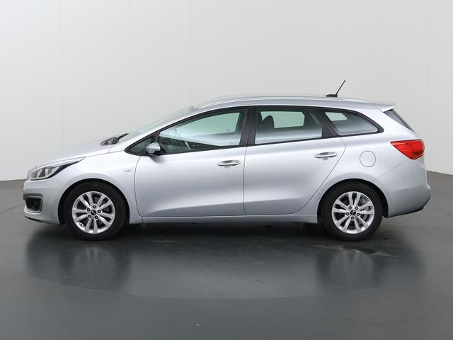 KIA CEE D cee'd Sportswagon 1.6 GDI First Edition | Navigatiesysteem | Achteruitrijcamera | Cruise Control | Airco | Bluetooth |