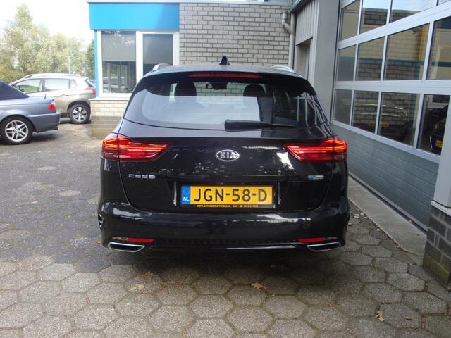 KIA CEE D Ceed Sportswagon 1.6 GDI PHEV DynamicPlusLine