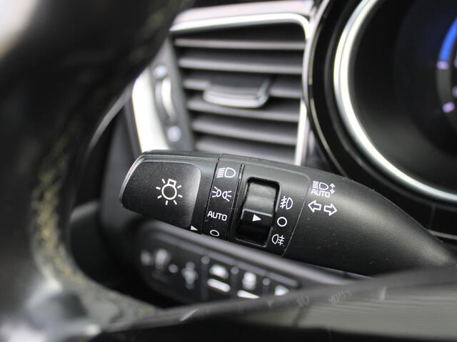 KIA CEE D Ceed Sportswagon 1.6 GDI PHEV DynamicPlusLine | Trekhaak | Stuur-/stoelverwarming | Camera | Cruise adapt. | Clima | 16" LM | LED | Navi |