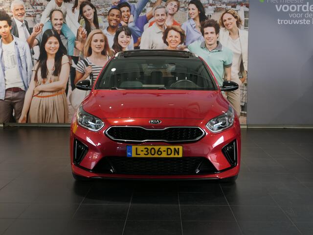 KIA CEE D Ceed Sportswagon 1.0 T-GDi GT-Line Edition Afneembare trekhaak, Schuif/Kanteldak, 4s banden