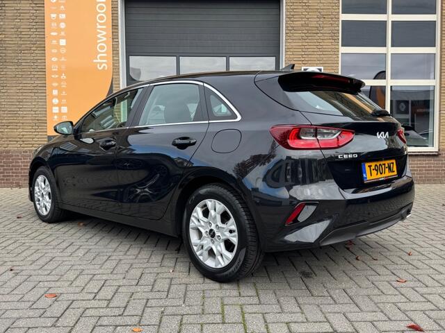 KIA CEE D 1.0 T-GDI 120PK DYNAMICLINE 5-DEURS/NAVI/CARPLAY/NL-AUTO/1E EIG.