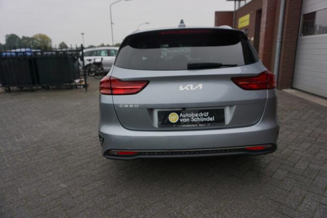 KIA CEE D Ceed Sportswagon 1.0 T-GDi DYNAMICLINE VOLLEDIG DEALER ONDERHOUDEN CAMERA ANDROID-APPLECARPLAY STOEL+STUURVERWARMING ECC AIRCO CRUISECONTROL BLUETOOTH LMV PRIVACYGLAS 4X ELECTR.RAMEN/SPIEGELS